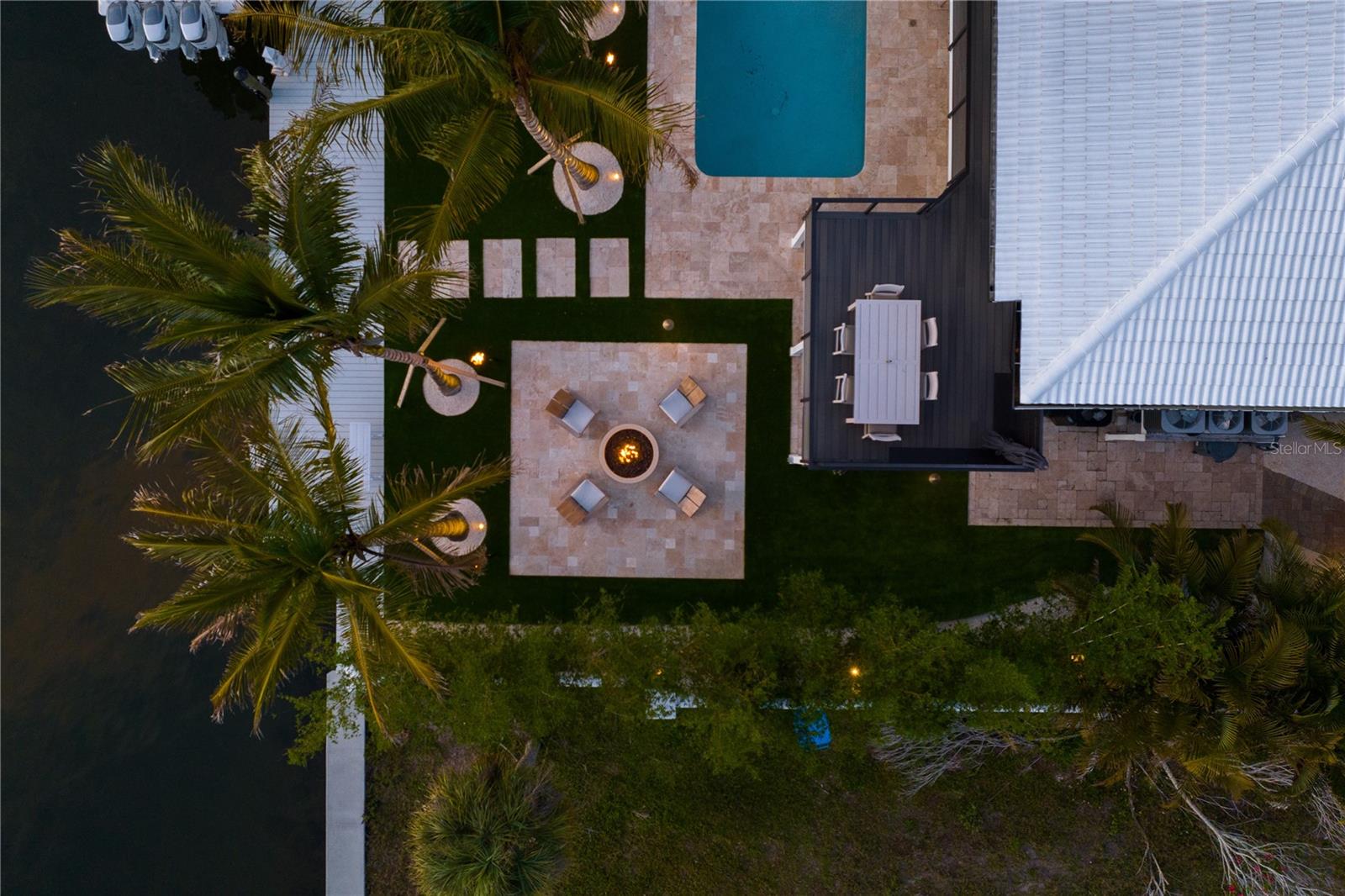 PINE SHORES ESTATE 7TH SEC - Residential