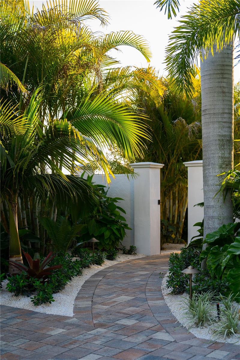 PINE SHORES ESTATE 7TH SEC - Residential