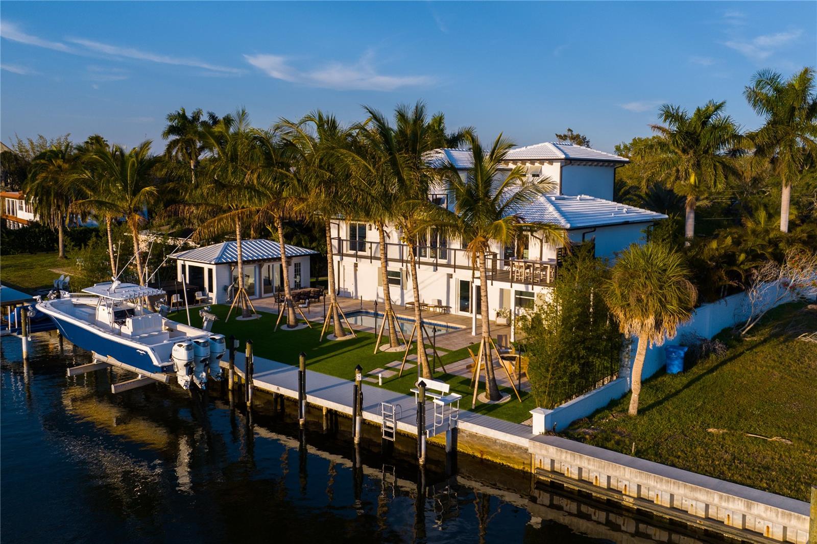 PINE SHORES ESTATE 7TH SEC - Residential