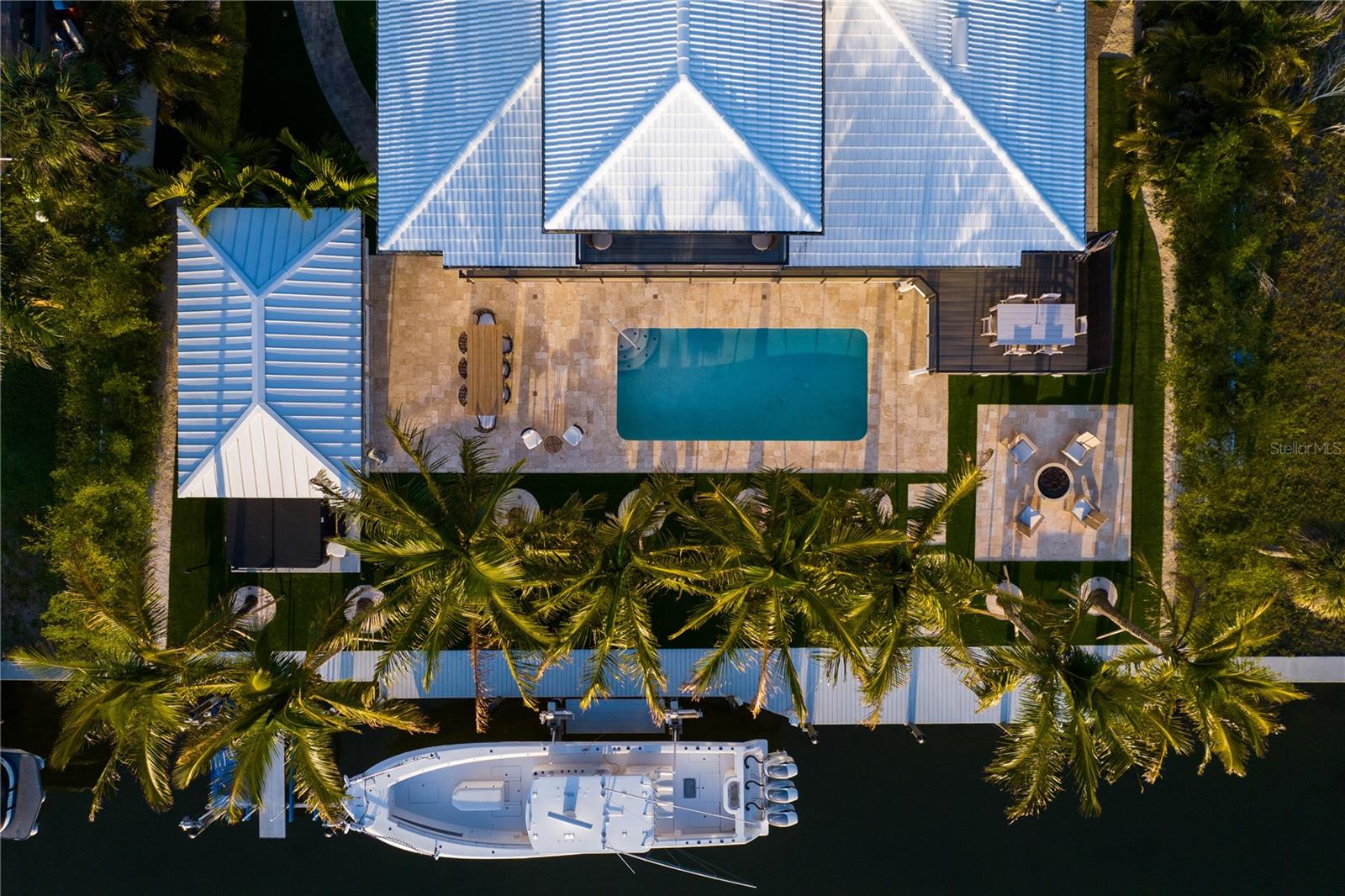 PINE SHORES ESTATE 7TH SEC - Residential