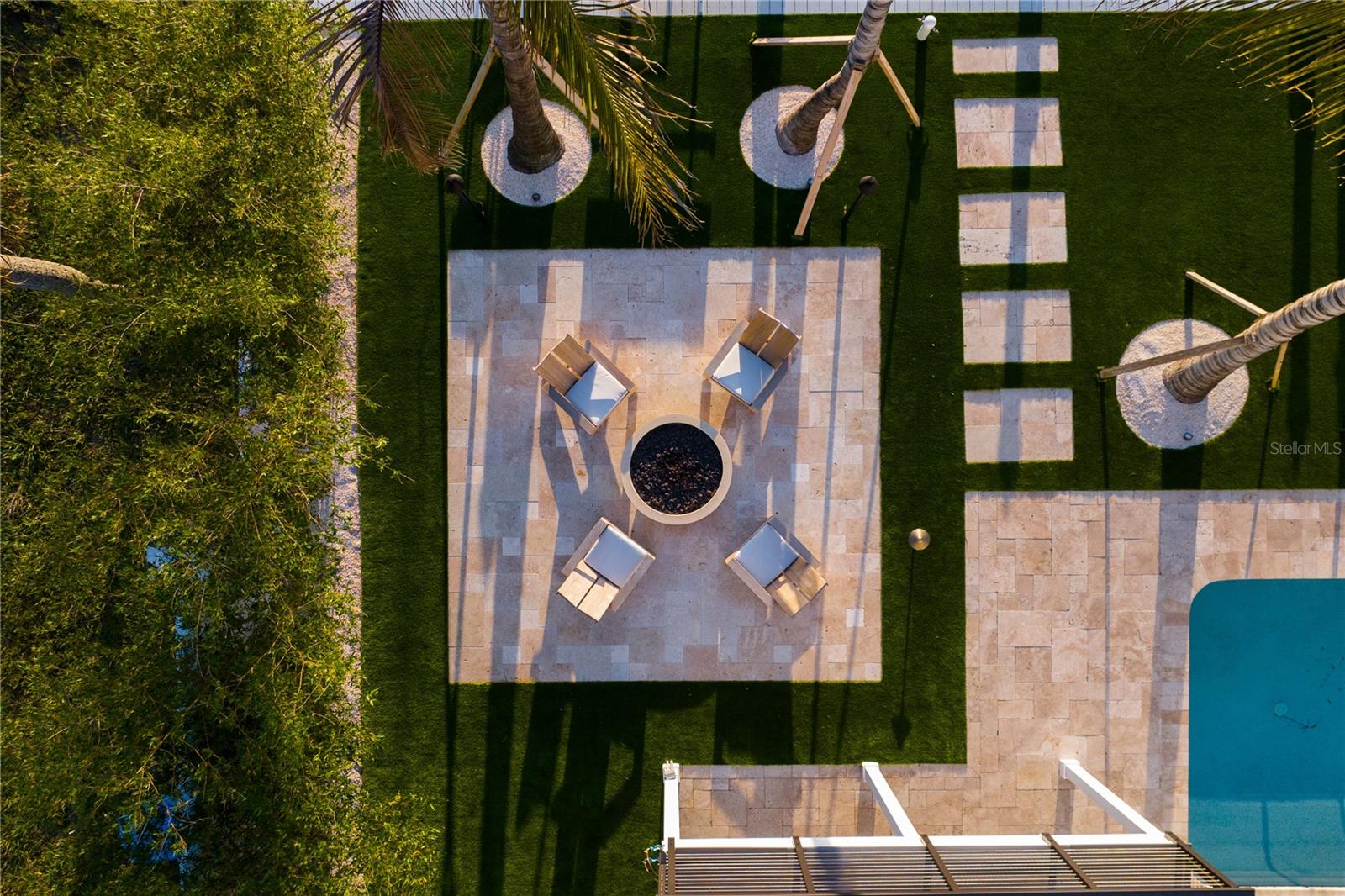 PINE SHORES ESTATE 7TH SEC - Residential