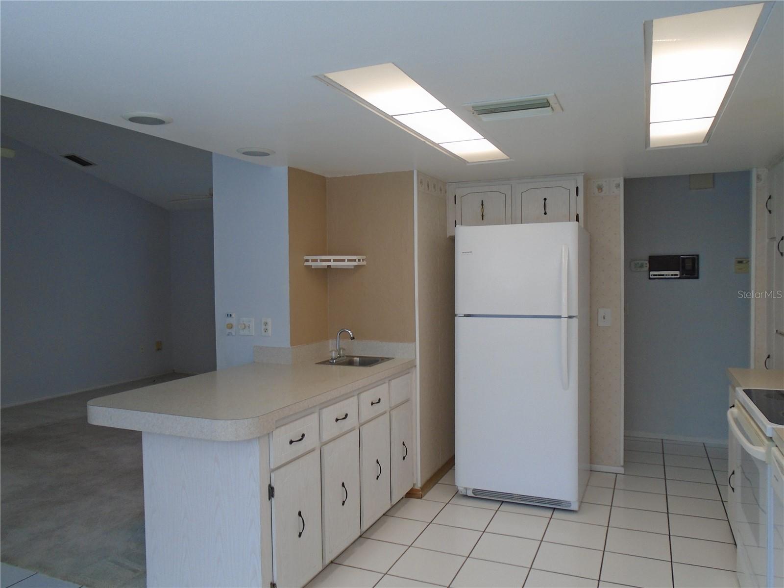 HOLIDAY LAKES WEST - Residential