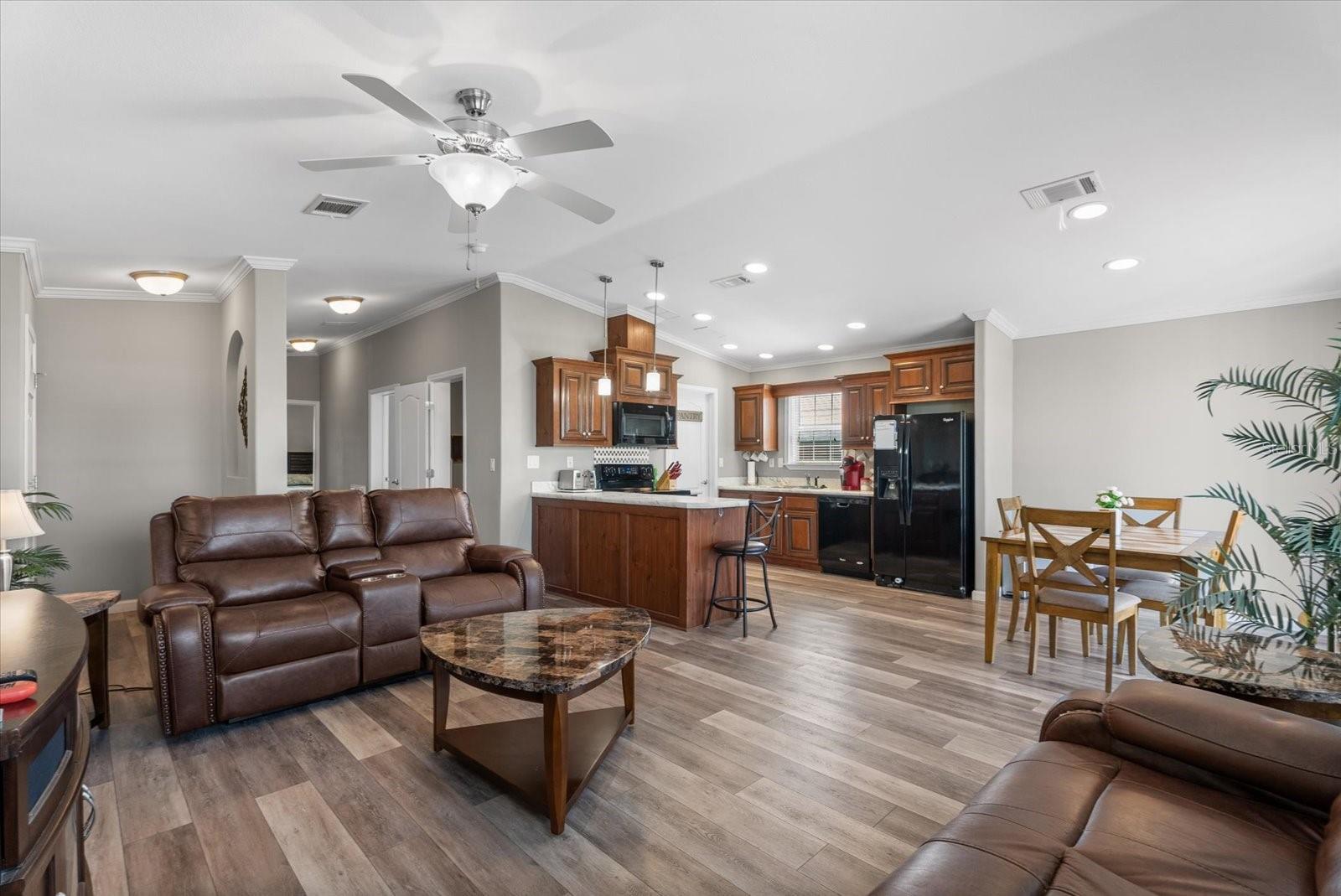 HARBOR COVE - Residential