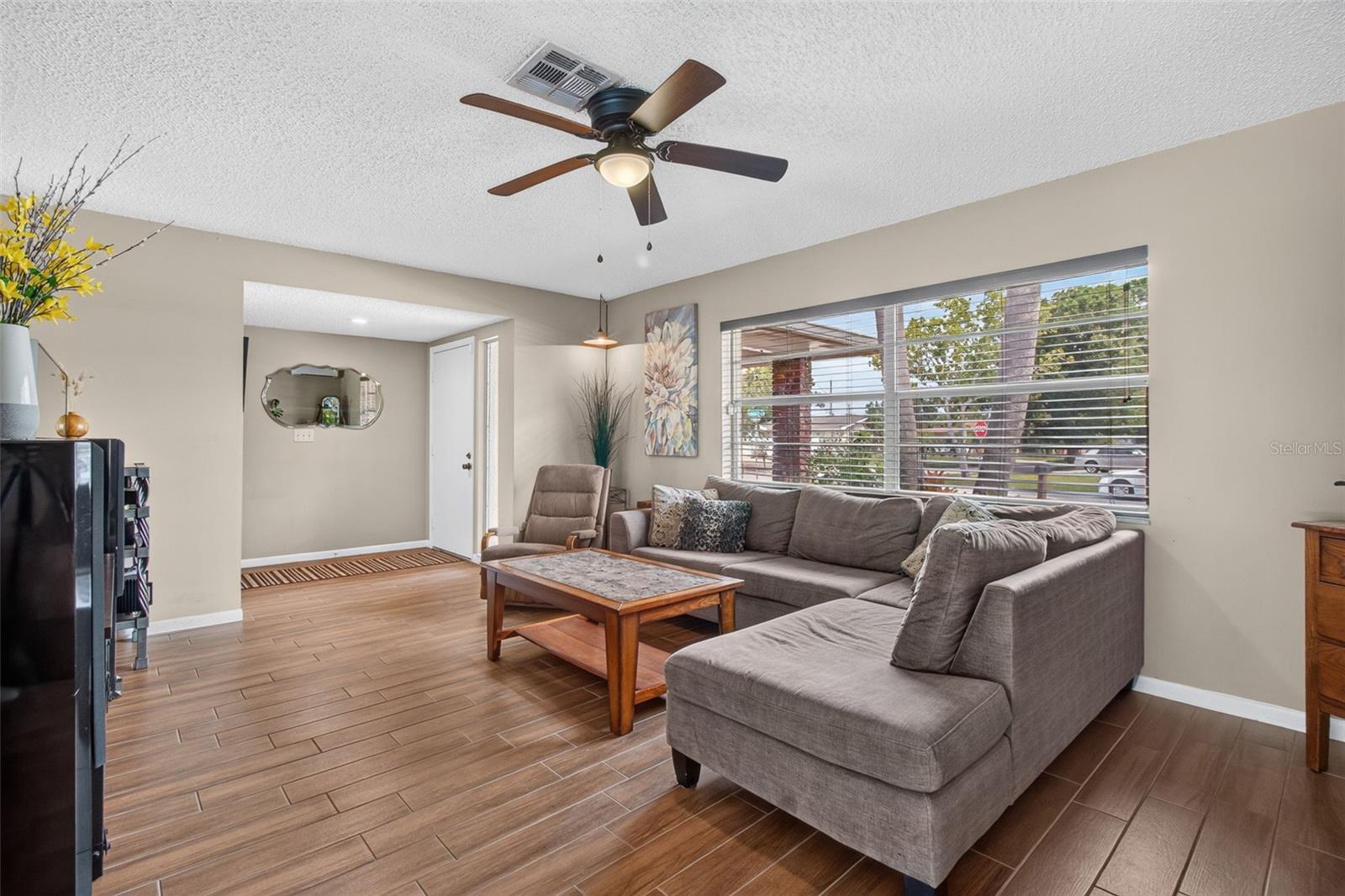 WILSHIRE ESTATES - Residential