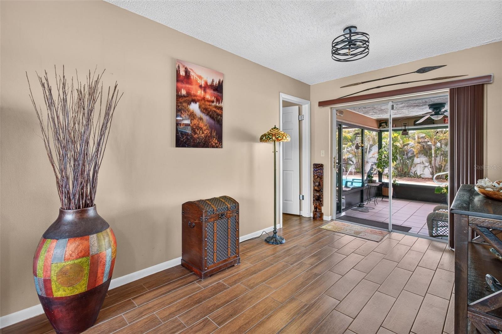 WILSHIRE ESTATES - Residential