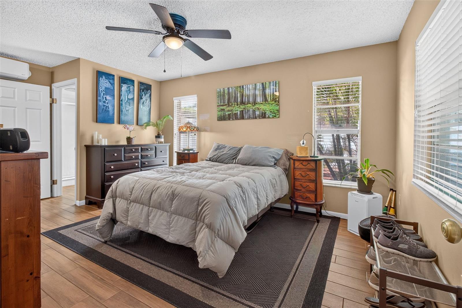 WILSHIRE ESTATES - Residential