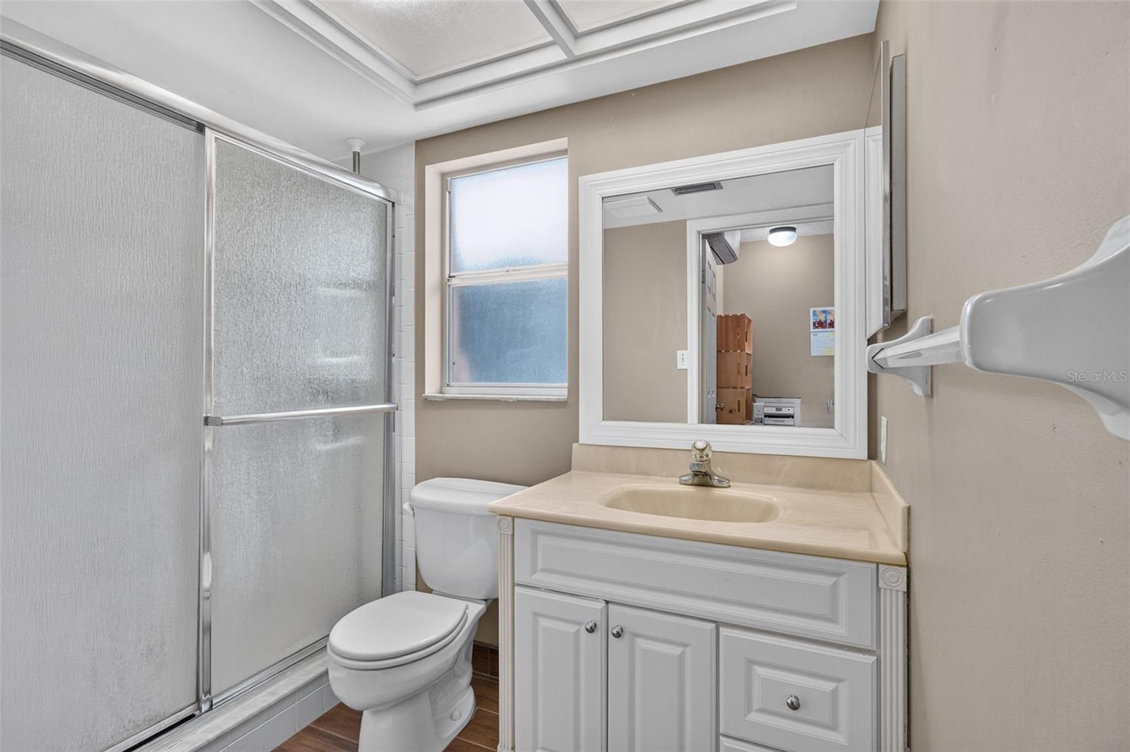 WILSHIRE ESTATES - Residential