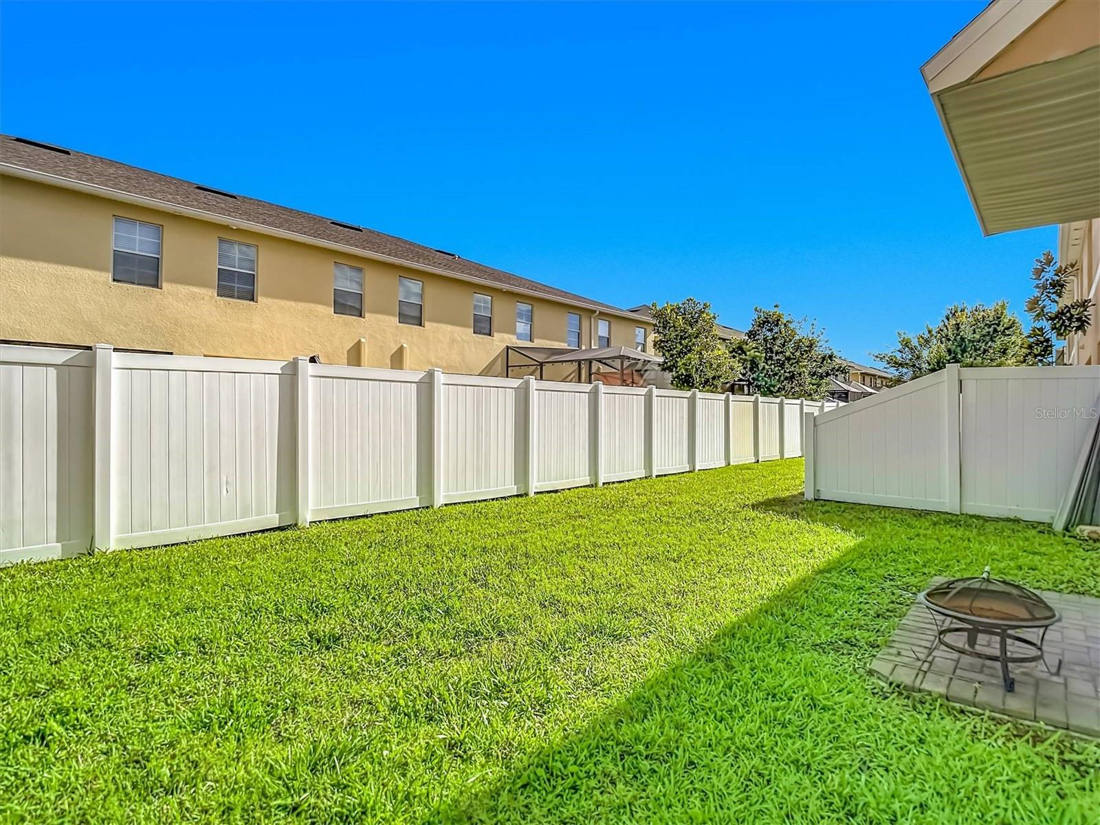 THOUSAND OAKS EAST PH V - Residential