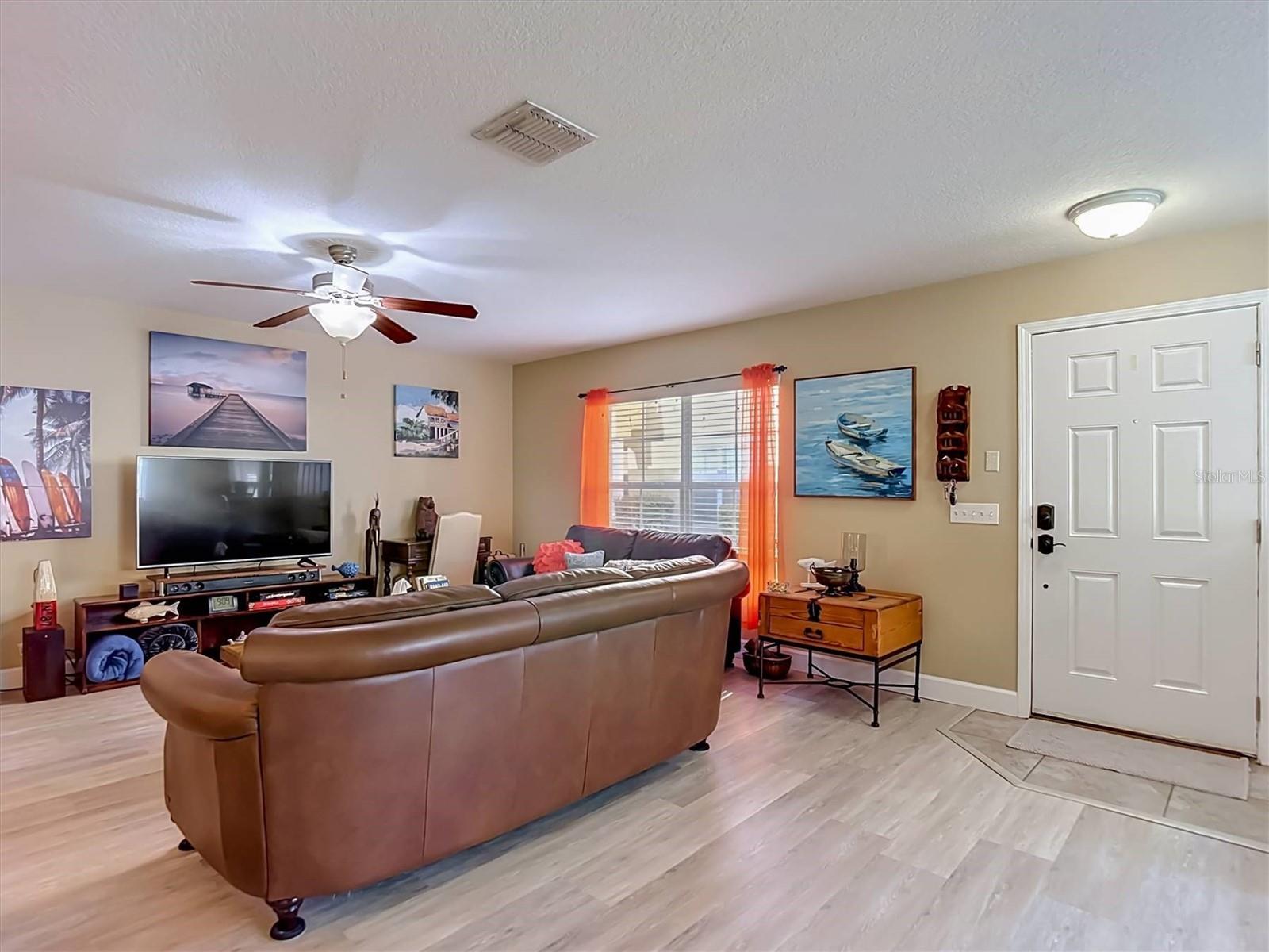 THOUSAND OAKS EAST PH V - Residential