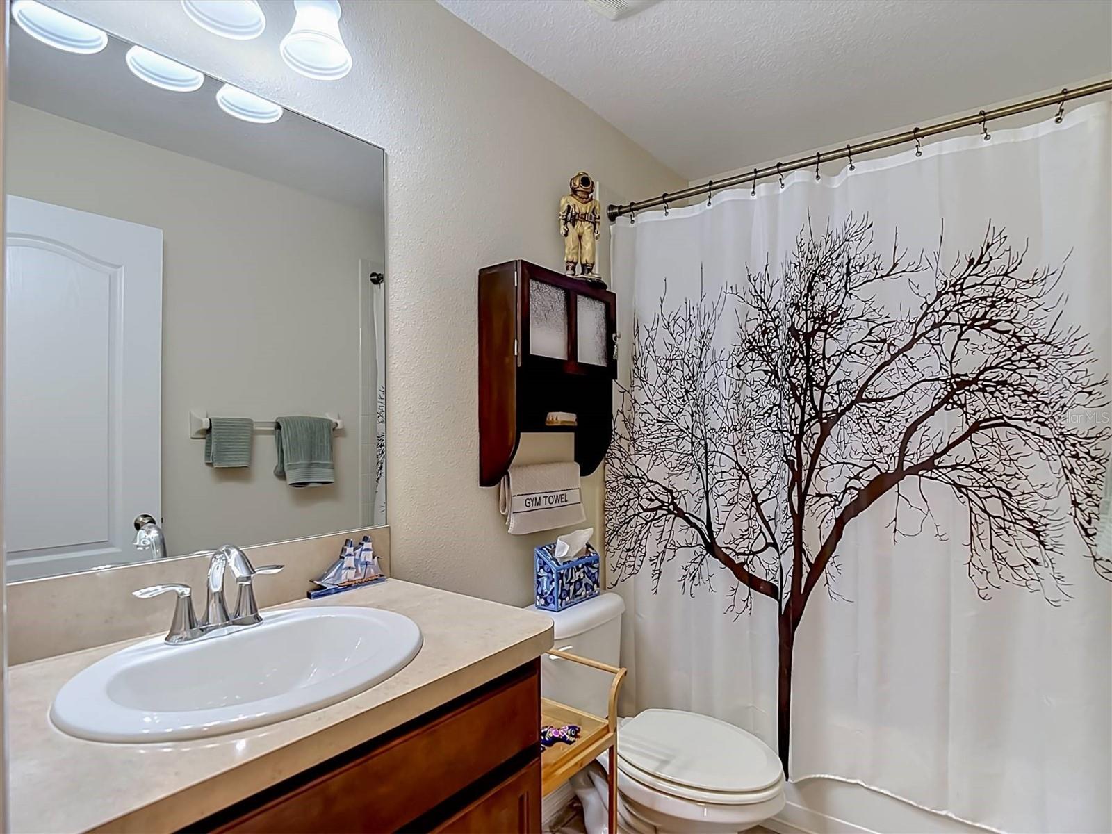 THOUSAND OAKS EAST PH V - Residential
