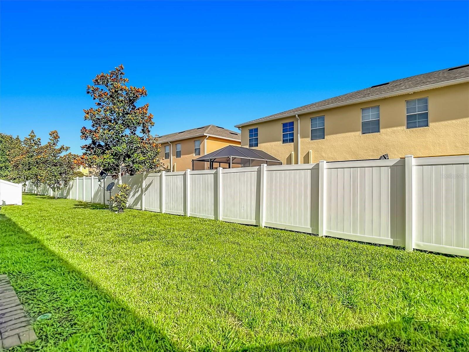 THOUSAND OAKS EAST PH V - Residential