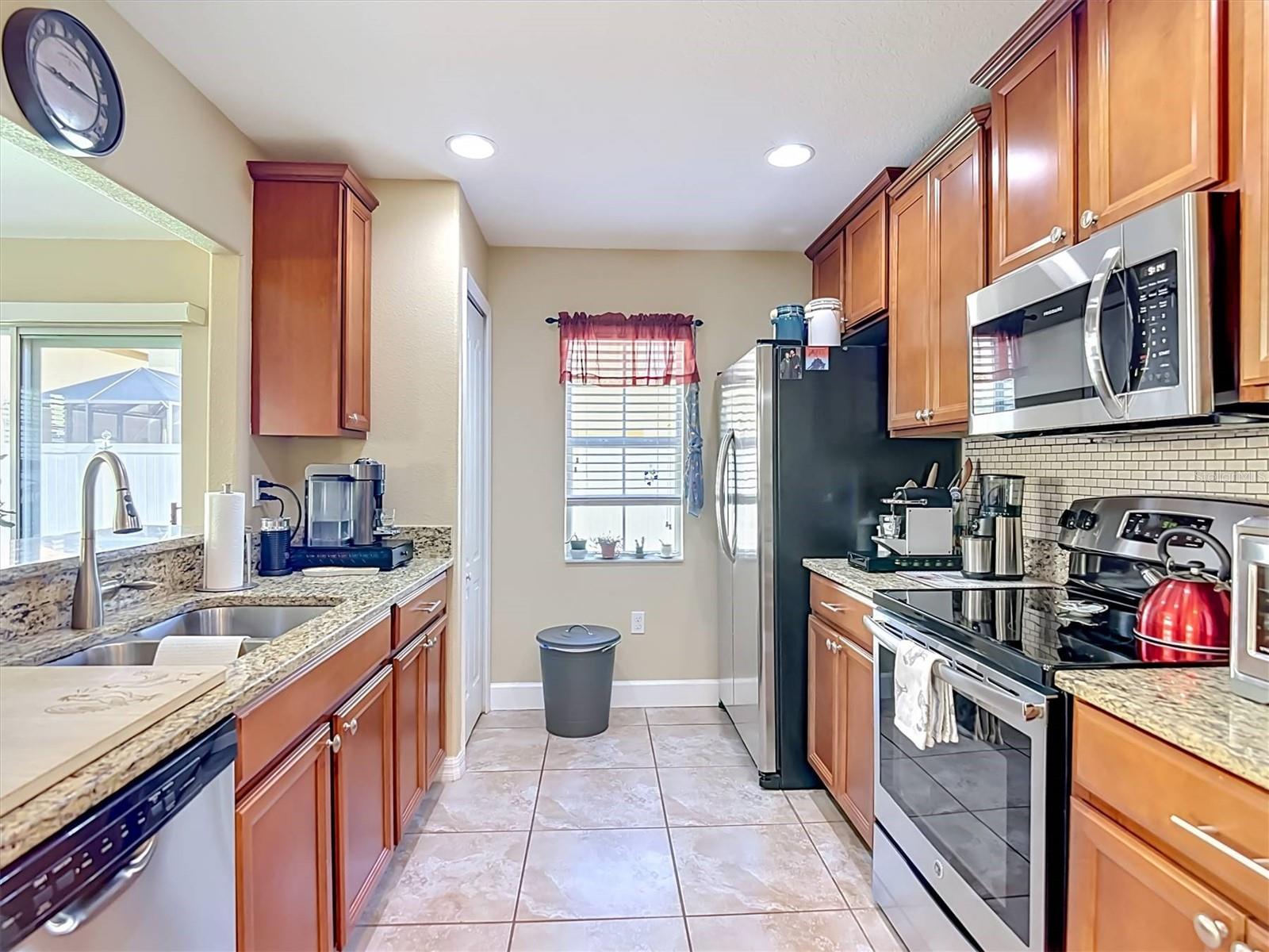 THOUSAND OAKS EAST PH V - Residential