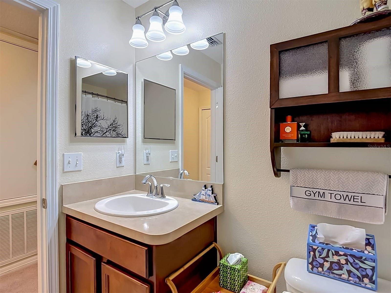 THOUSAND OAKS EAST PH V - Residential