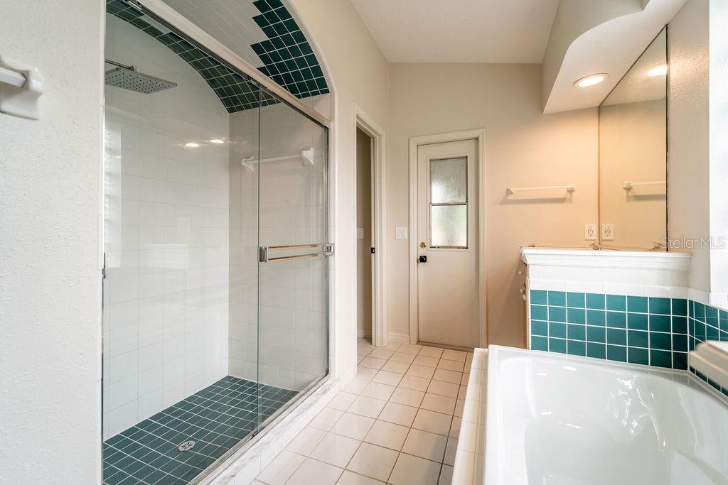 DEBARY WOODS UNIT 01 - Residential