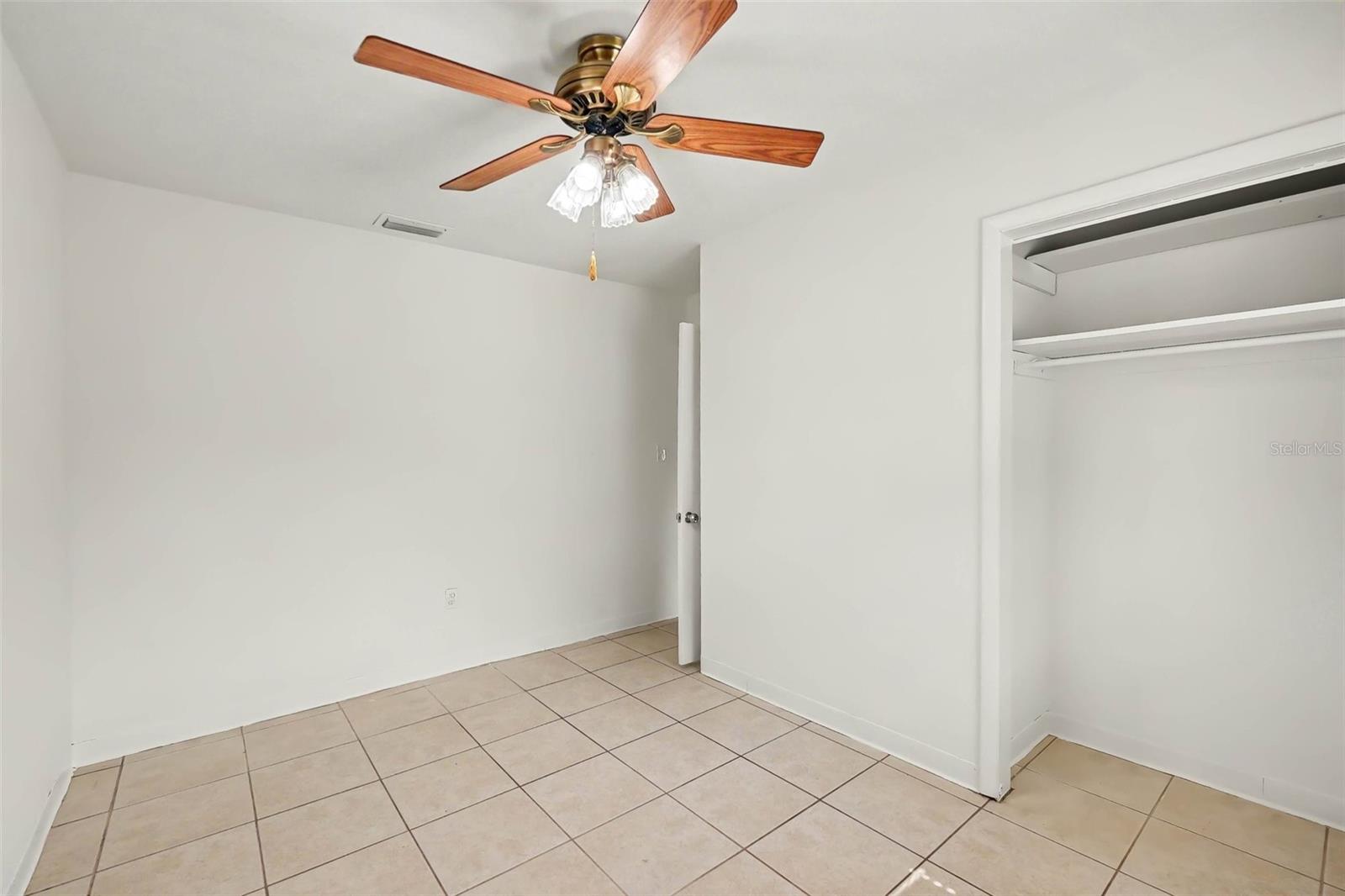 APOLLO BEACH UNIT 1 PT 2 - Residential