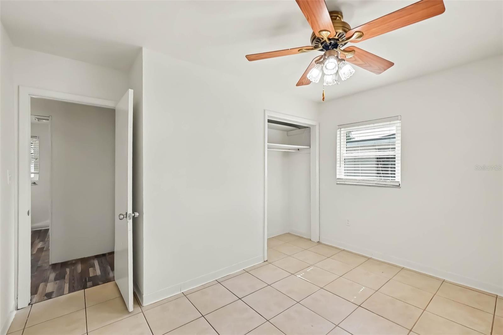 APOLLO BEACH UNIT 1 PT 2 - Residential