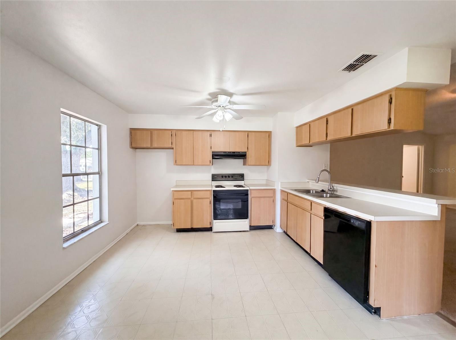 CARROLLWOOD MEADOWS UN XI - Residential