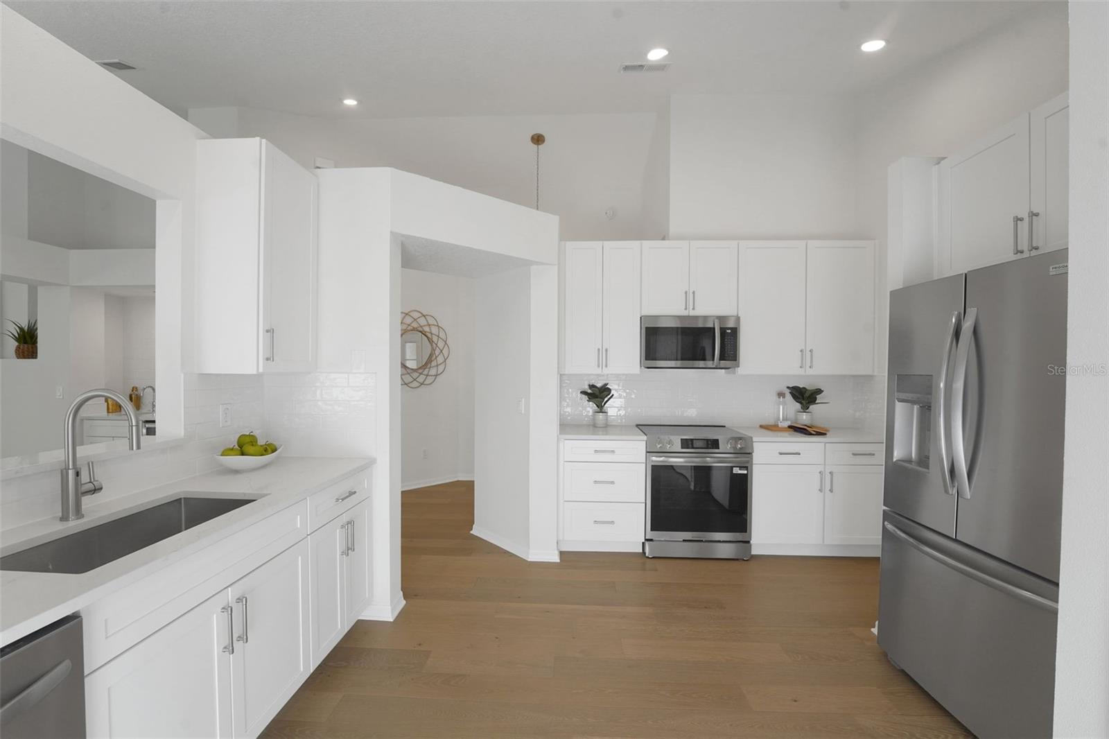 COUNTRY CLUB VILLAGE UNIT 3 - Residential