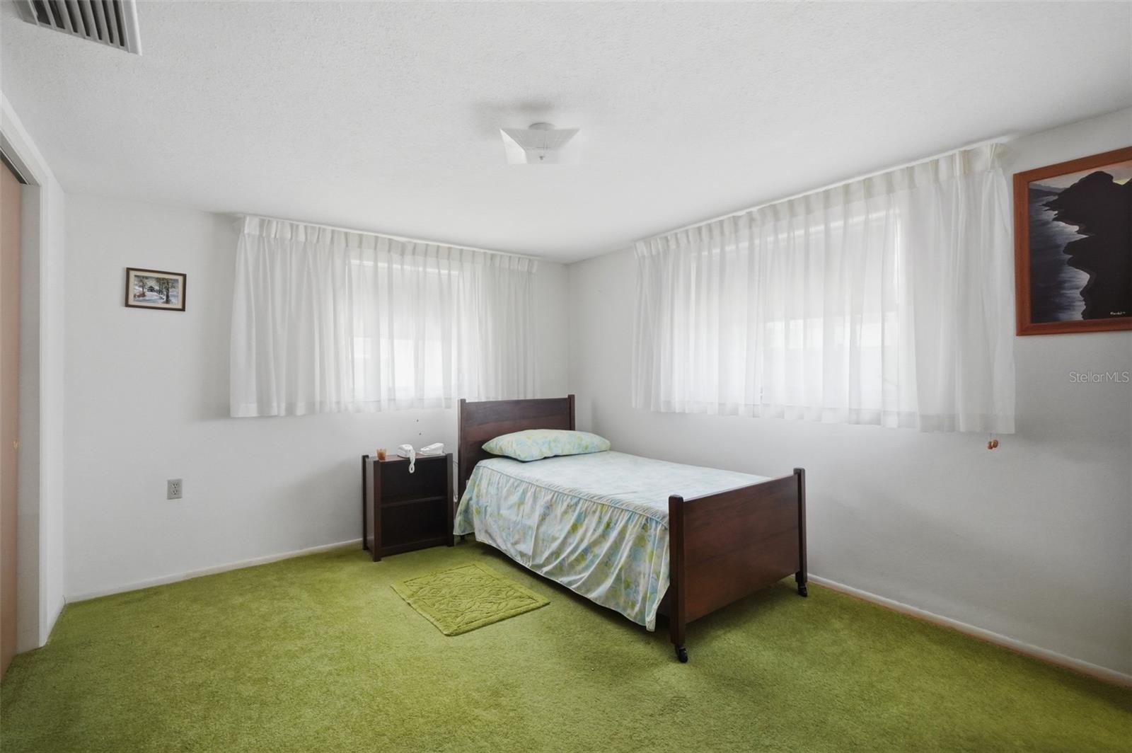 FOREST HILLS - Residential