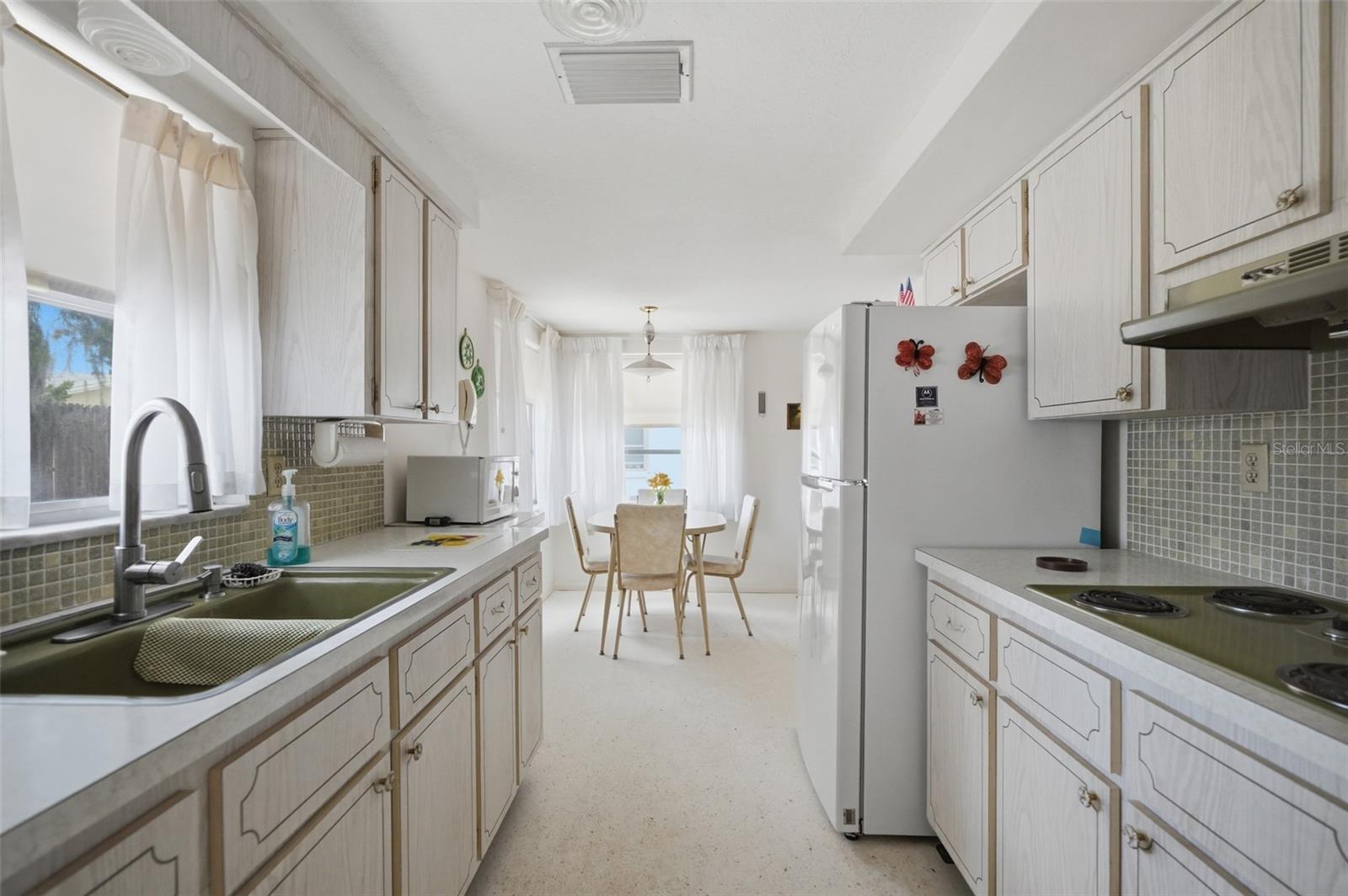 FOREST HILLS - Residential