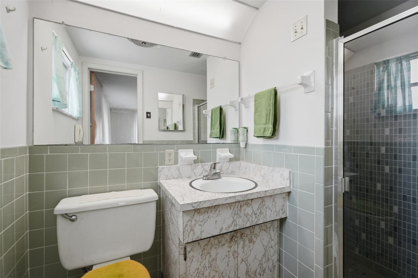 FOREST HILLS - Residential