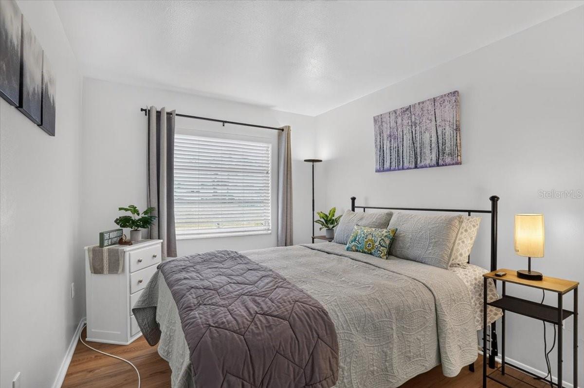 THE THIRD BAYSHORE - Residential