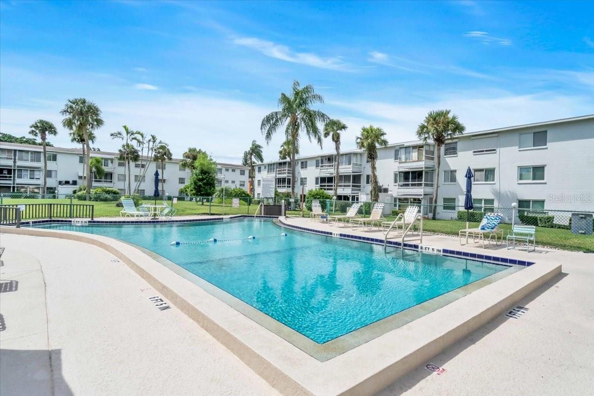 THE THIRD BAYSHORE - Residential