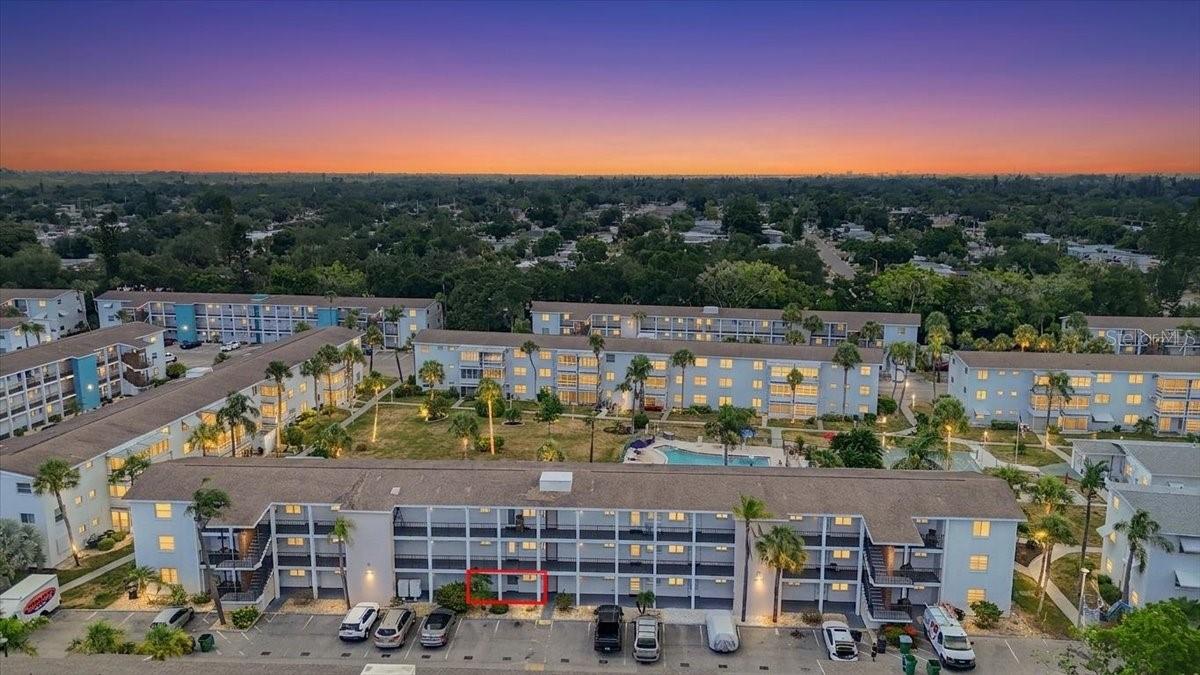 THE THIRD BAYSHORE - Residential