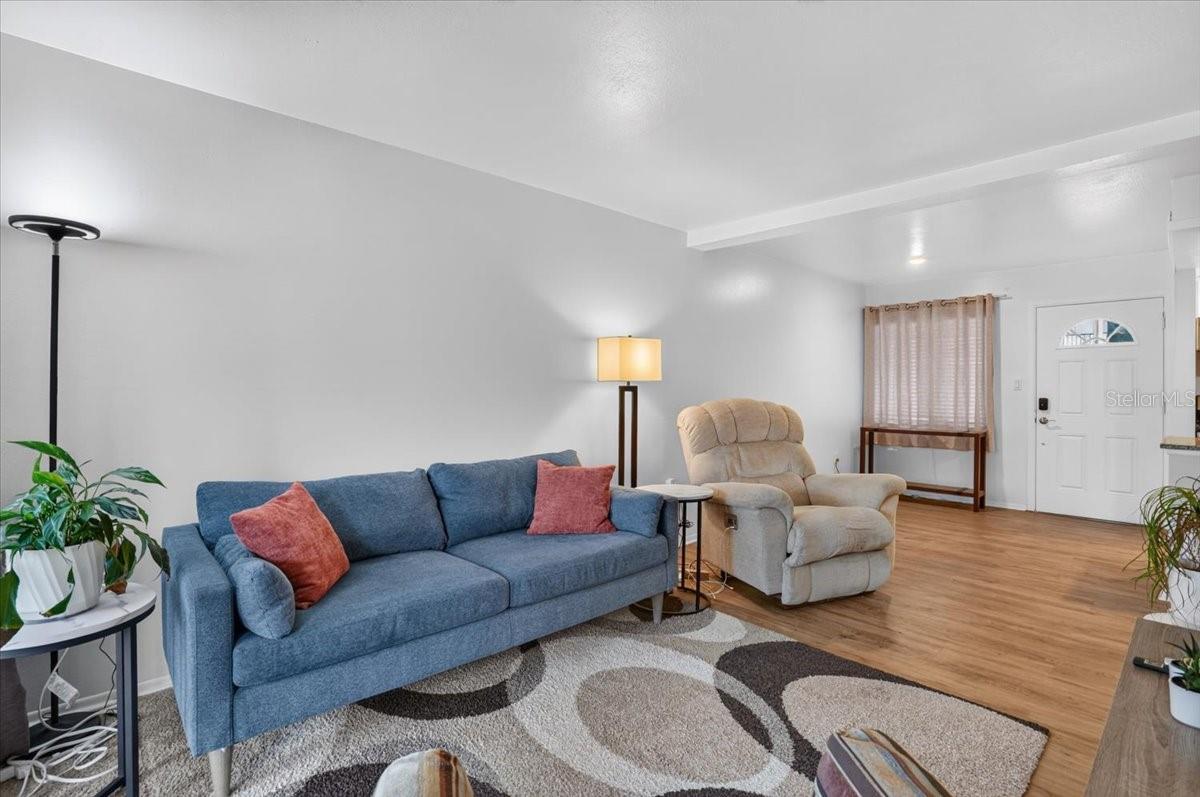 THE THIRD BAYSHORE - Residential