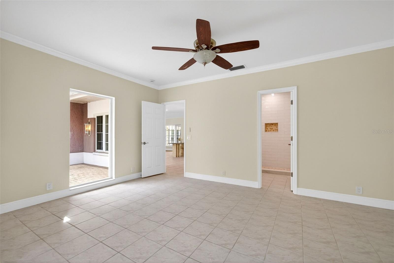 SIESTA PROPERTIES INC - Residential