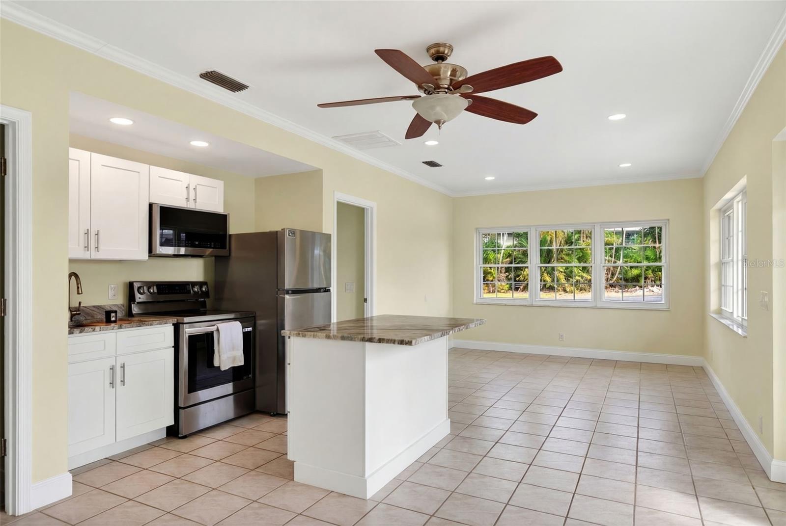 SIESTA PROPERTIES INC - Residential