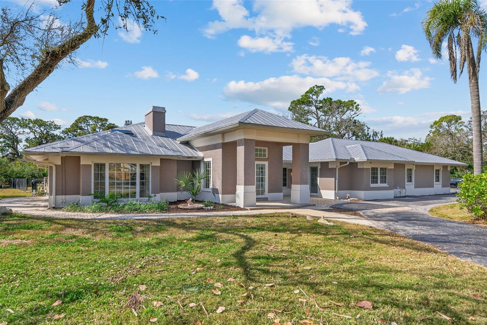 SIESTA PROPERTIES INC - Residential