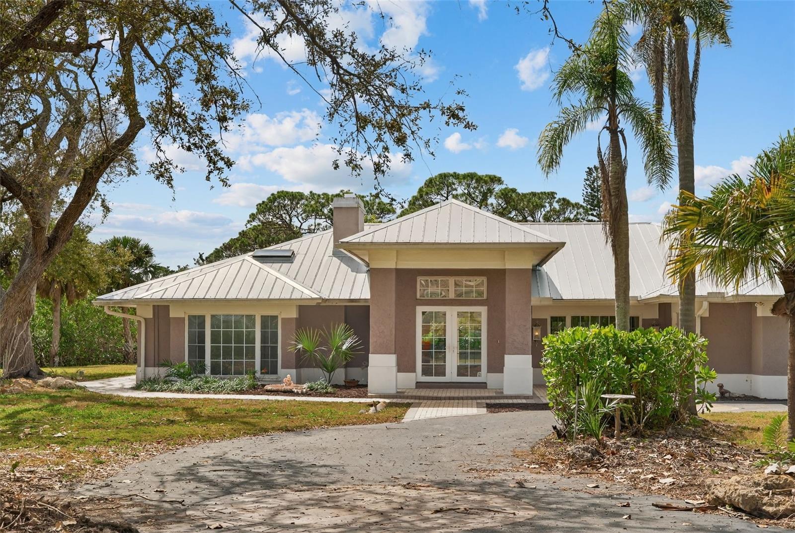 SIESTA PROPERTIES INC - Residential