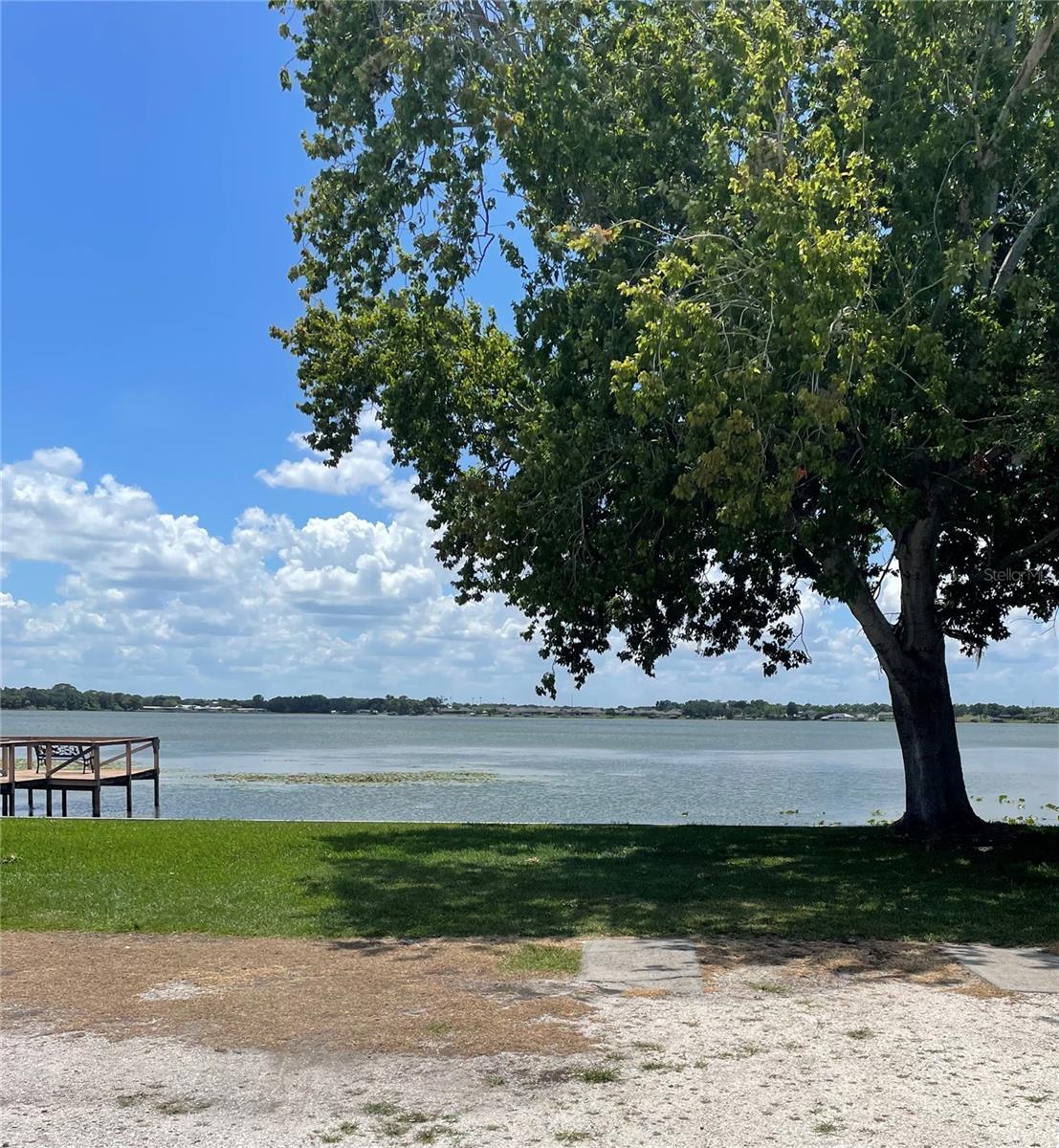 LAKE MARIANA ACRES - Residential