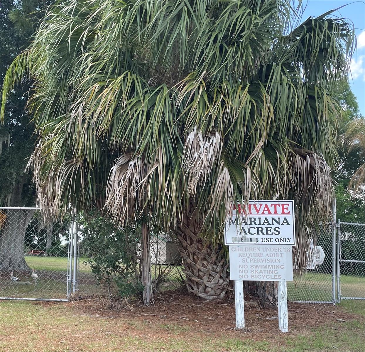 LAKE MARIANA ACRES - Residential