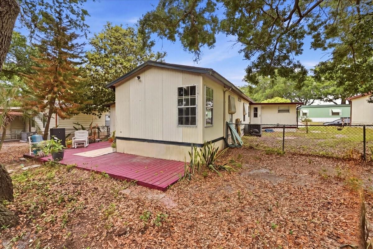 LAKE MARIANA ACRES - Residential