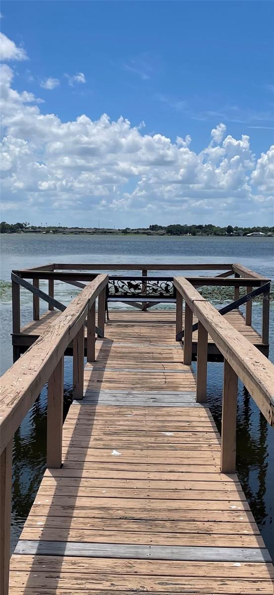 LAKE MARIANA ACRES - Residential