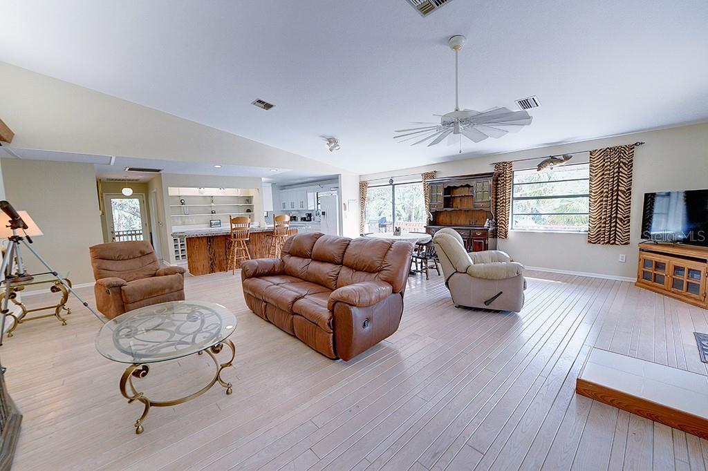HOMOSASSA RETREATS UN 1 - Residential
