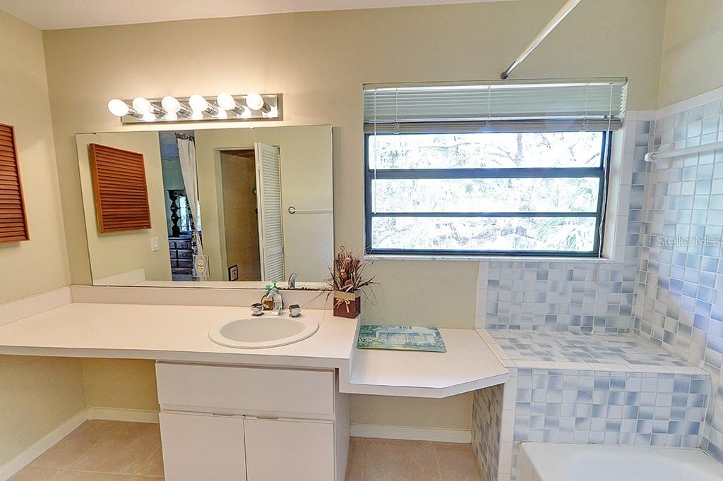 HOMOSASSA RETREATS UN 1 - Residential