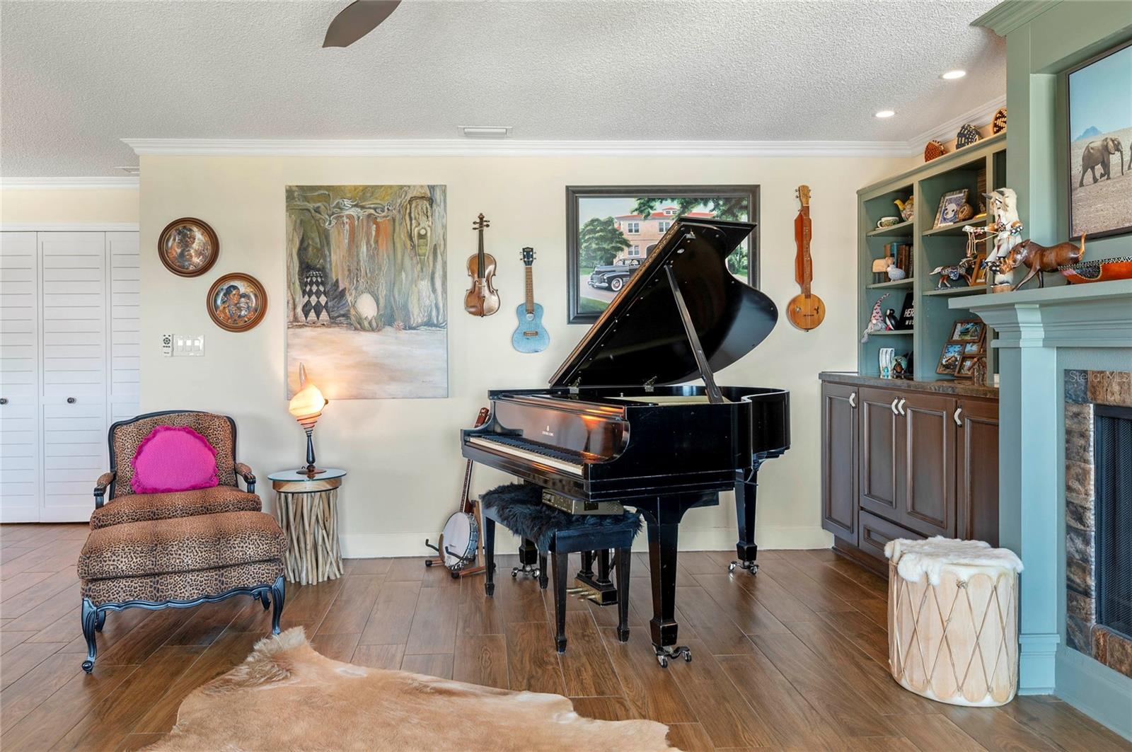 WATERWAY WEST CONDO - Residential