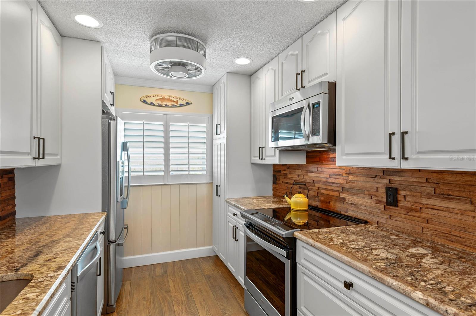 WATERWAY WEST CONDO - Residential