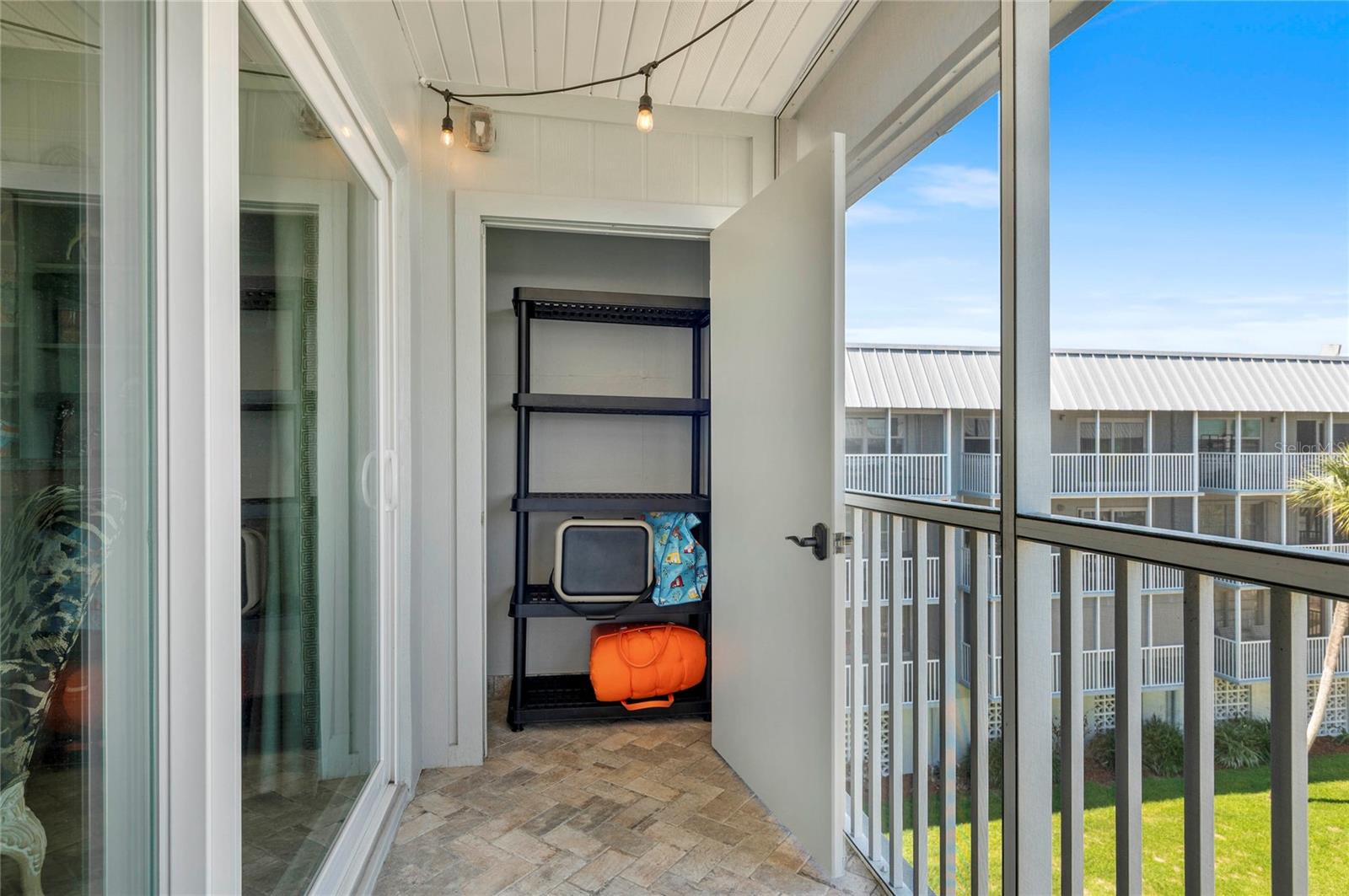 WATERWAY WEST CONDO - Residential