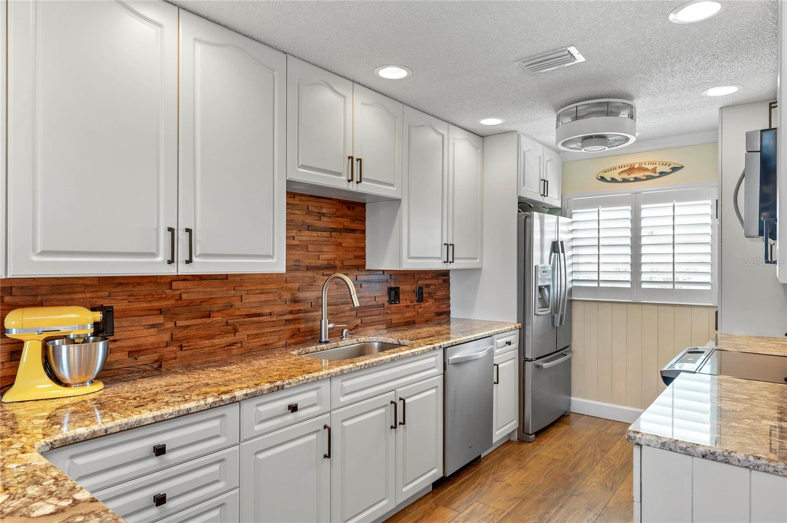 WATERWAY WEST CONDO - Residential