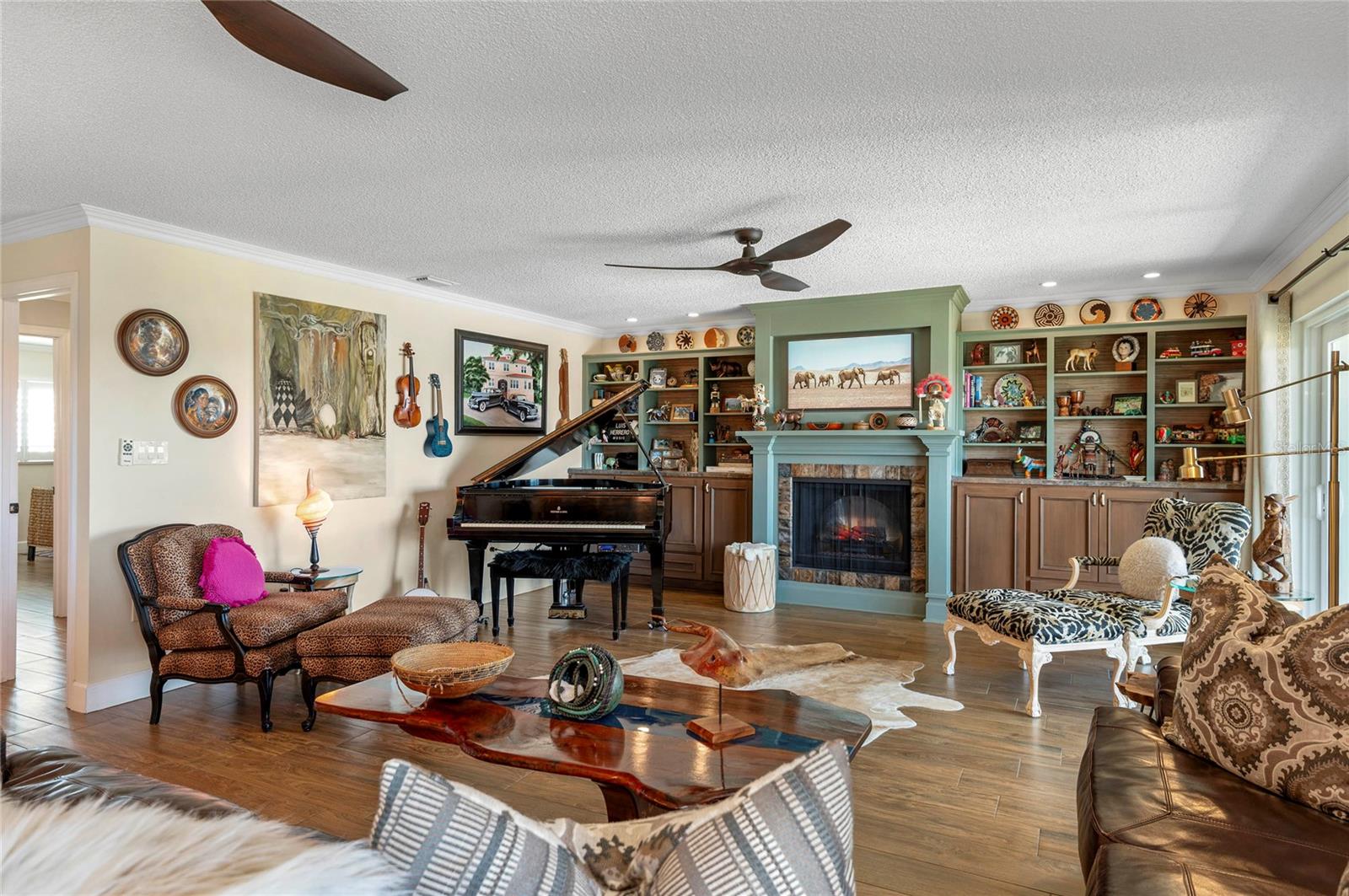 WATERWAY WEST CONDO - Residential