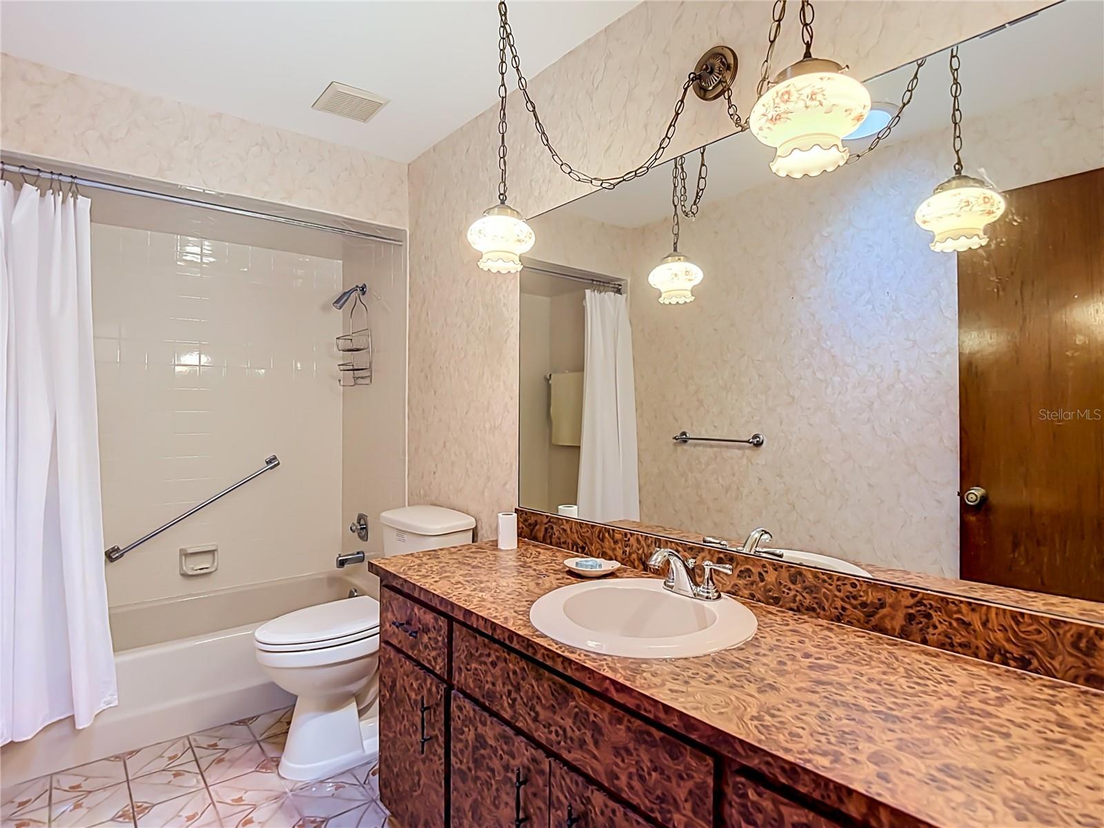 FOREST ACRES - Residential
