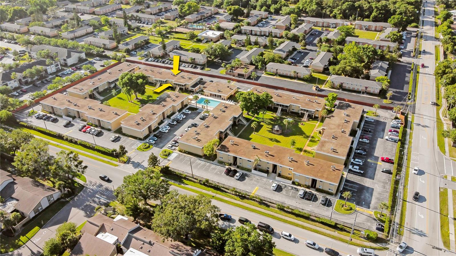 ASHWOOD CONDO - Residential Lease