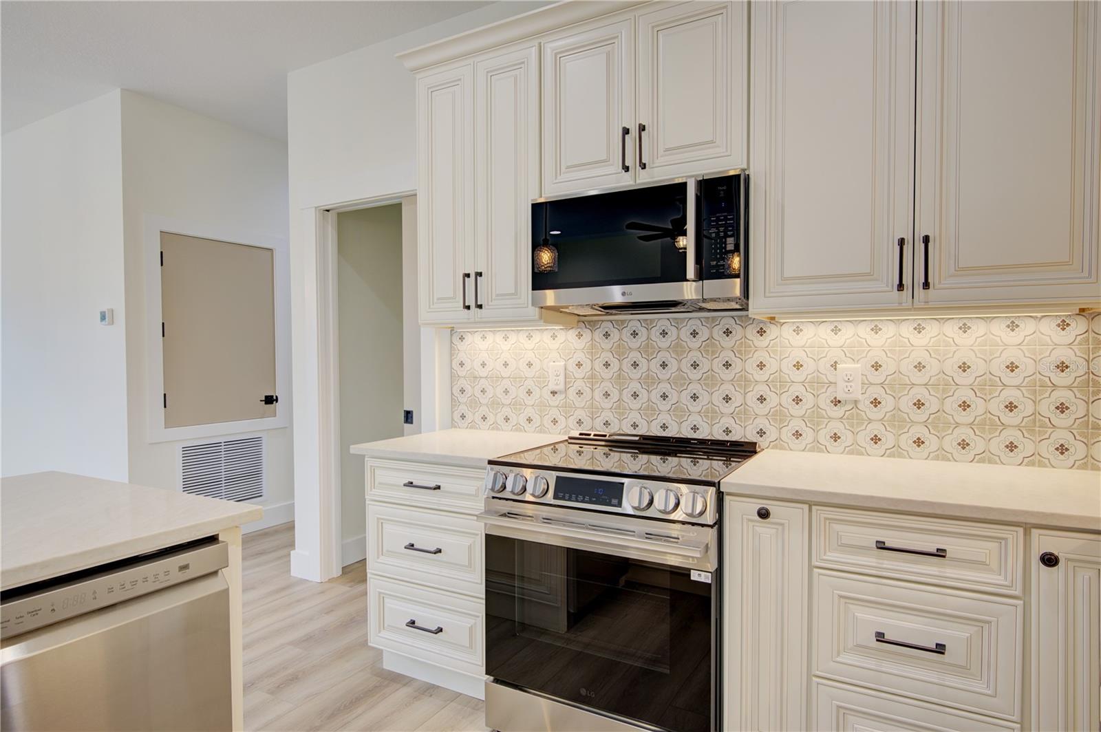 MOUNT DORA UNSER SUB - Residential