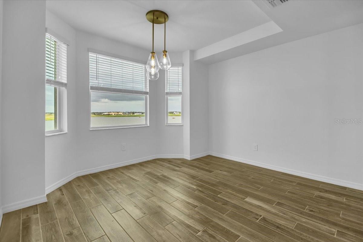 CALUSA COUNTRY CLUB - Residential Lease