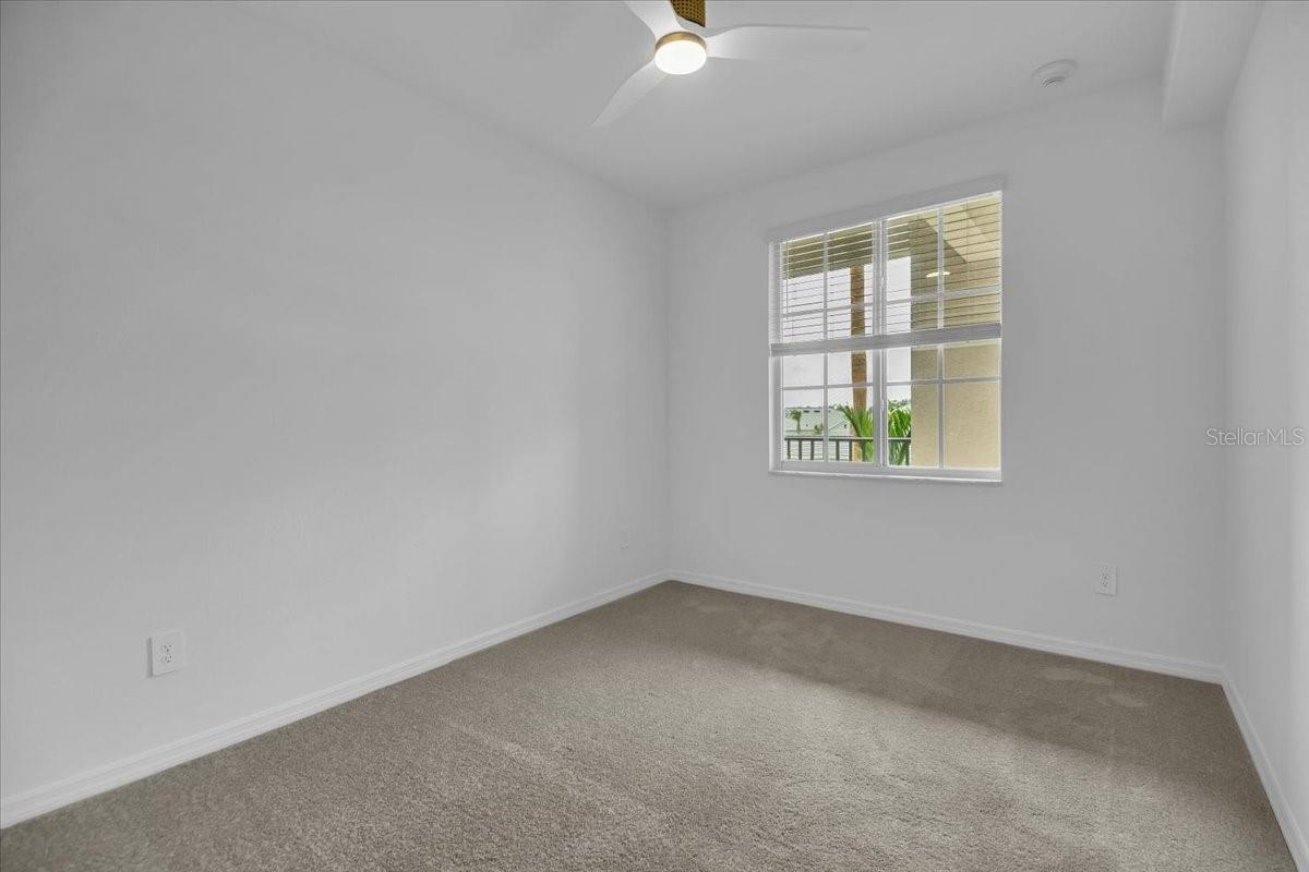 CALUSA COUNTRY CLUB - Residential Lease