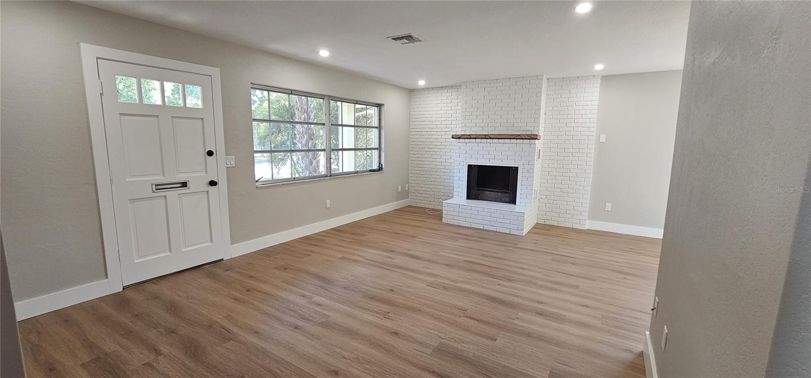 MOUNT WASHINGTON 1ST SEC - Residential Lease